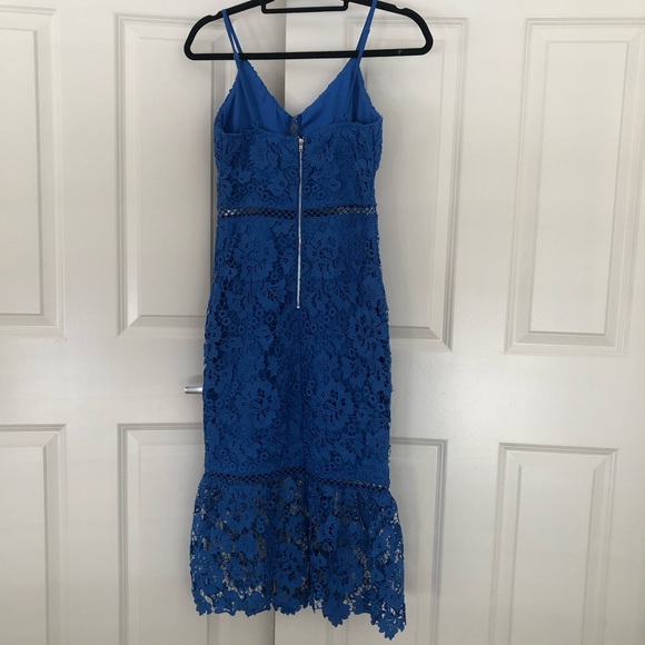 Lulus Tahlia lace Blue Midi dress size small - Picture 4 of 6